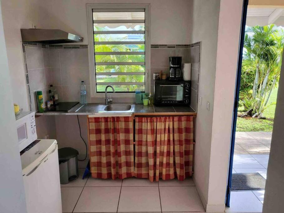 Appartement Bel T2 Avec Vue Sur Palmier Et Sainte-Rose